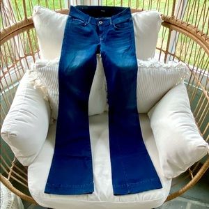 J Brand Lovestory Jeans Size 28